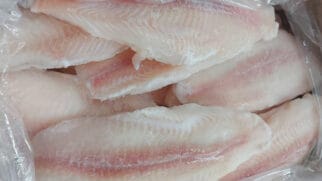 O panga apresenta menor quantidade de proteína quando comparado a outros peixes populares, como merluza e sardinha.