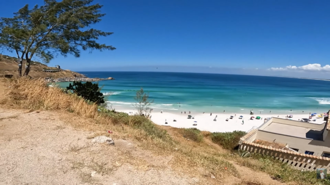 Praia fica no litoral do Rio de Janeiro