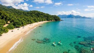 A Praia de Ponta Aguda é um refúgio quase secreto