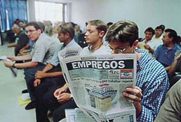 No segundo trimestre deste ano, a taxa de desemprego no Brasil subiu para 11,3%. Até o fim junho, o país tinha 11,6 milhões de pessoas procurando emprego.